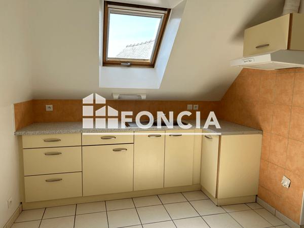 Location Appartement 2 pièces 32.1 m² - 2 PLACE DE LA PAIX Sebazac-concoures 12740