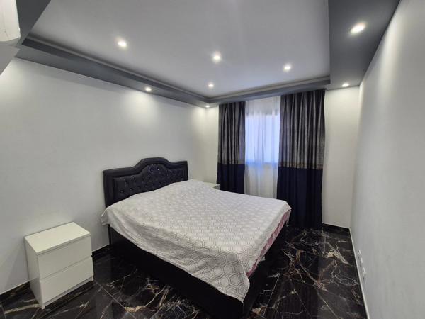 Vente                                                      Villa
                        
                     4 pièces                      107 m2                     à Le Luc