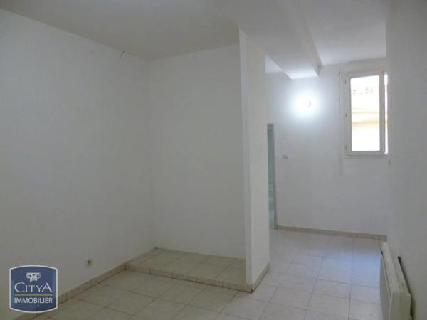 Appartement à louer 1 pièce 35.68m² Nîmes (30000)