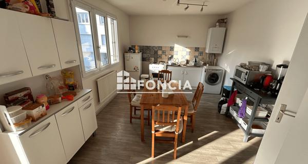 Location Appartement 3 pièces 77.9 m² - Valence 26000