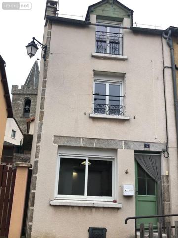 Maison à louer à Saint-Chély-d'Apcher en Lozère (48200), ref : 48032-L85