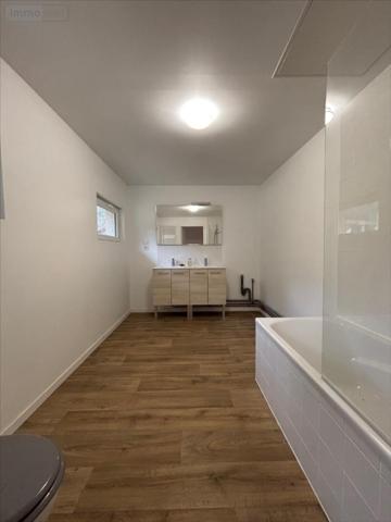 Maison à louer à Montrevel-en-Bresse dans l'Ain (01340), ref : 01013-1092036