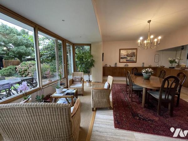 LA FERTE MACE, grande maison de ville avec jardin, garage et maison annexe