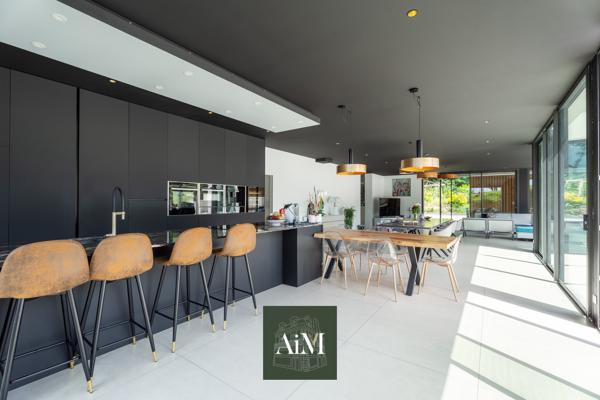 Maison de prestige à vendre à Vannes – Villa contemporaine de 350 m² avec piscine
