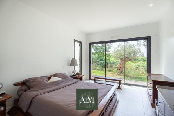 Maison de prestige à vendre à Vannes – Villa contemporaine de 350 m² avec piscine