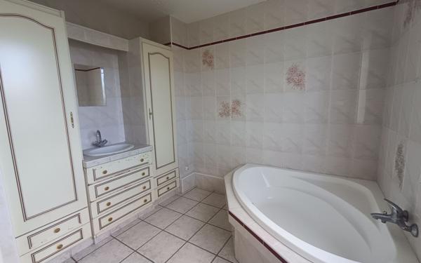 Appartement à vendre    3 pièces • 71 m2 Chauny