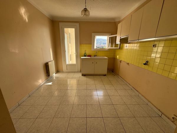 Appartement à vendre 3 pièces DRAGUIGNAN (83)
