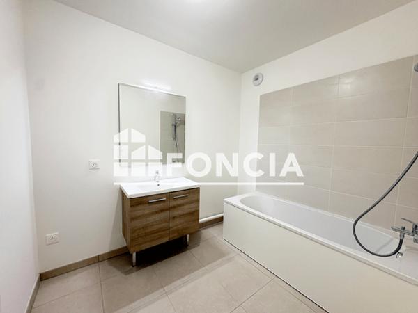 Location Appartement 3 pièces 61.6 m² - RESIDENCE COEUR DEVILLE Deville Les Rouen 76250