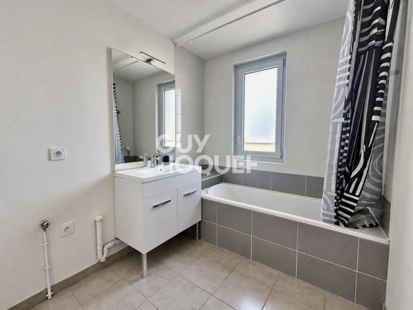 Appartement Villeurbanne 3 pièce(s) 65.44 m2