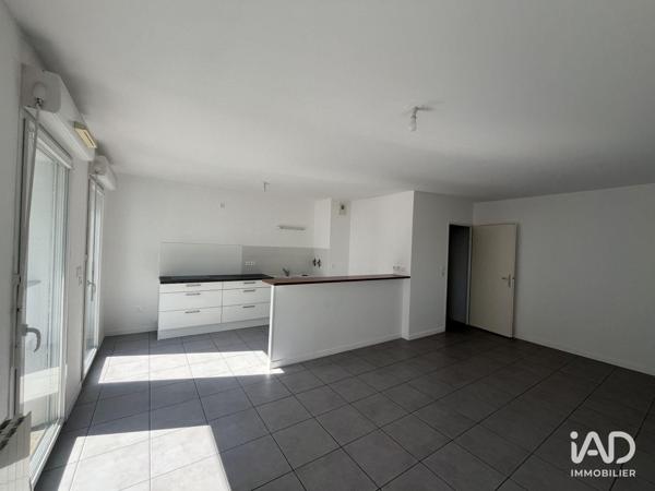 Location appartement 3 pièces 71 m² Mérignac