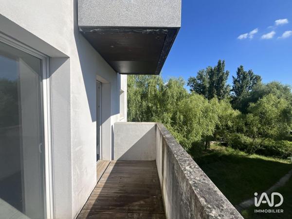 Location appartement 3 pièces 71 m² Mérignac