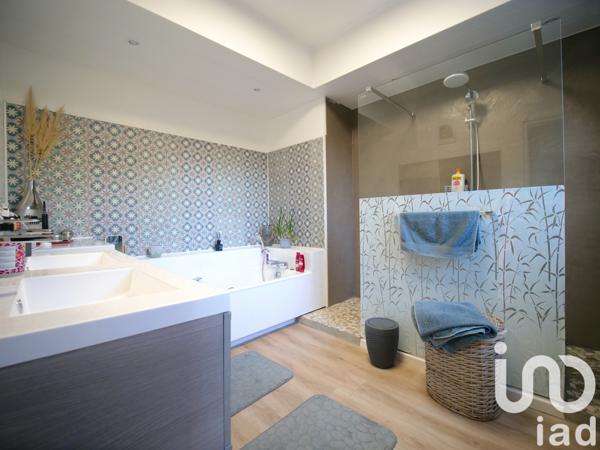 Maison à vendre 7 pièces 198 m² Quéven