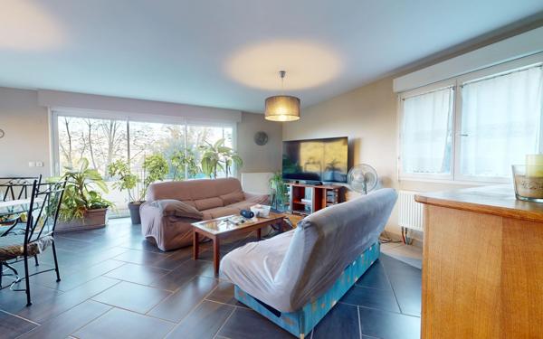 Maison à vendre    6 pièces • 160 m2 Rillieux-la-Pape