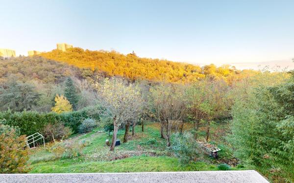 Maison à vendre    6 pièces • 160 m2 Rillieux-la-Pape