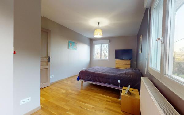 Maison à vendre    6 pièces • 160 m2 Rillieux-la-Pape