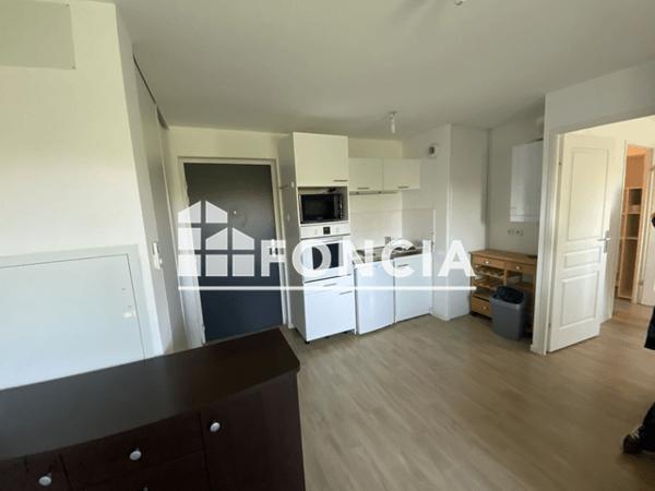 Location Appartement meublé 2 pièces 28.01 m² - 17 RUE CAHAUT Valenciennes 59300
