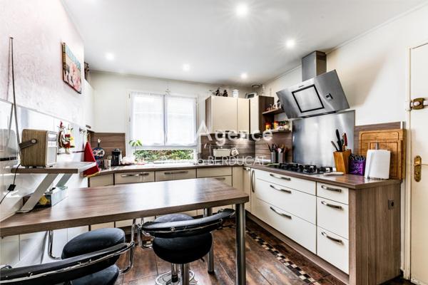 Maison à LIMEIL-BREVANNES, 94450 - 7 pièces 133m²