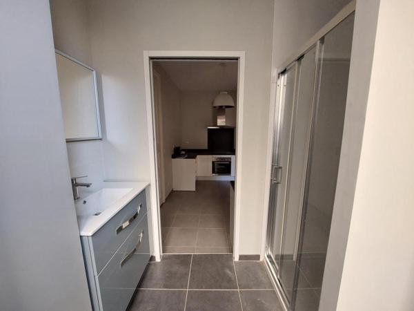 REF 10636-  33 PLACE DU BREUIL  -F1