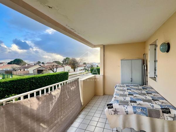 Charmant Appartement 2 pièces avec grande terrasse - A proximité des plages et des commerces