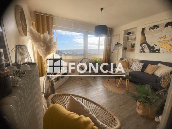 Location Appartement 3 pièces 69 m² - 7 PLACE AIME MOROT Nancy 54000