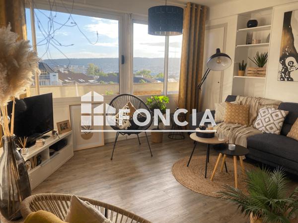 Location Appartement 3 pièces 69 m² - 7 PLACE AIME MOROT Nancy 54000