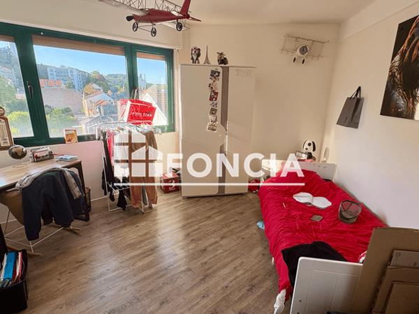 Location Appartement 3 pièces 69 m² - 7 PLACE AIME MOROT Nancy 54000