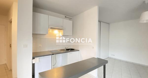 Location Appartement 2 pièces 43.23 m² - Clermont-ferrand 63000