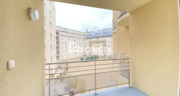 Location Appartement 2 pièces 43.23 m² - Clermont-ferrand 63000