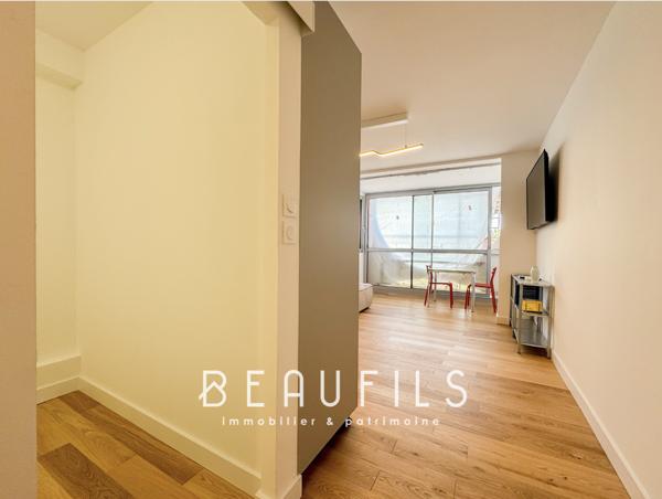 La Grande-Motte (34280) La Grande Motte - Côté Port - Appartement refait-à-neuf - Résidence emblématique - Parking privatif