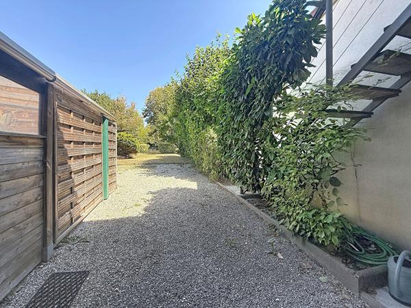 Maison de caractère d'environ 180 m² au coeur de Villieu, 6 Chambres, garage, jardin!