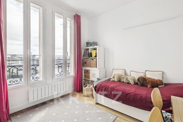 Appartement familial en dernier étage, plein sud