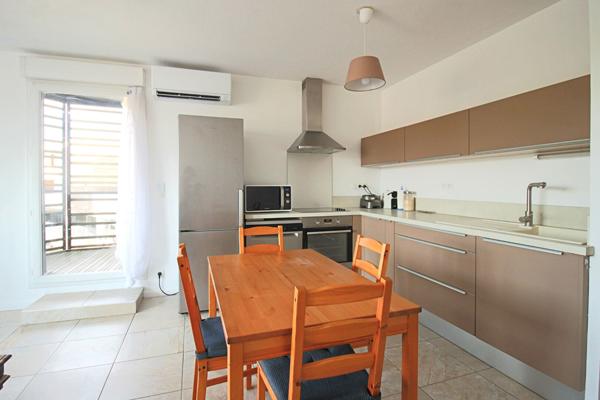 Appartement Cenon 3 pieces avec loggia et parking