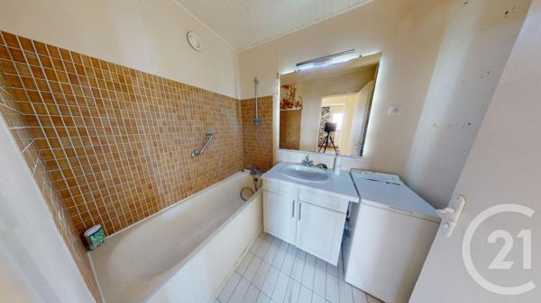 Appartement F3 à vendre  3 pièces - 71,96 m2 IVRY SUR SEINE - 94