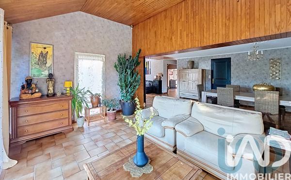 Maison à vendre 9 pièces 200 m² La Chèze