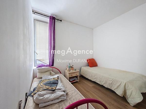 Immeuble à CHOLET, 49300 - 140m²