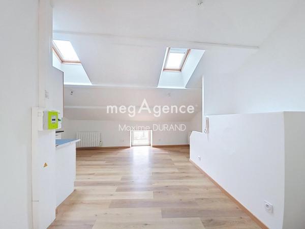 Immeuble à CHOLET, 49300 - 140m²