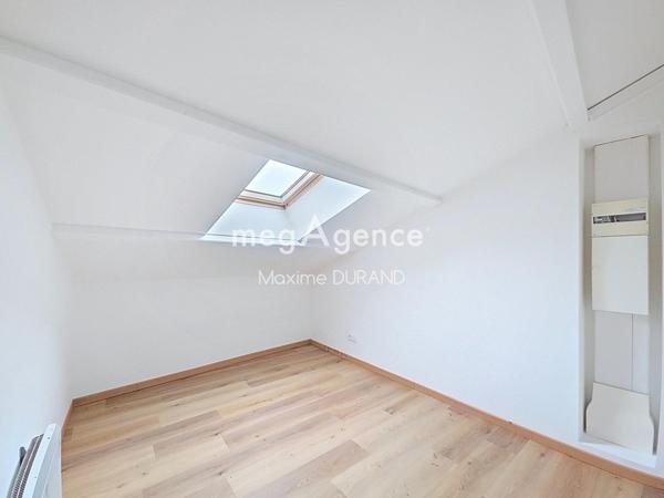 Immeuble à CHOLET, 49300 - 140m²