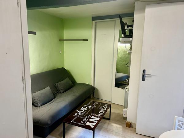 Studio bien équipé de 13,6 m2 au calme