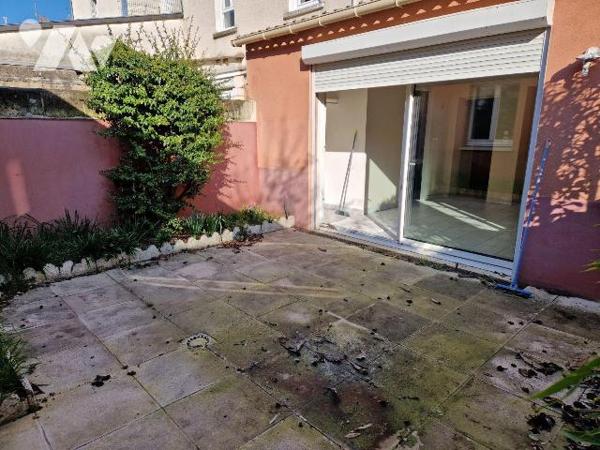 Maison à Vendre à Châtellerault (86100) en Vienne (86)

Cette maison dispose d'une surface ha...