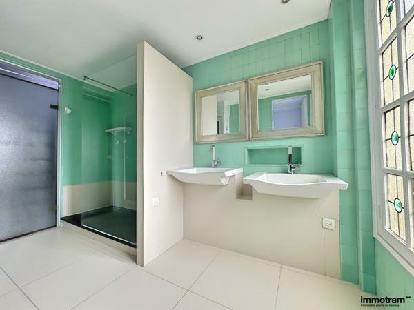 Vente Maison 225m 2 - 6 chambre(s) - Marcq en Baroeul, Croisé Laroche • Réf. VM28898