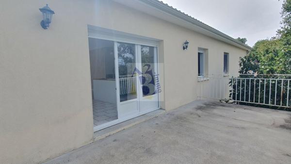 Location maison Garat (16410), 96.90m² avec 5 pièce(s) dont 3 chambre(s) sur 600.00m² de terrain. Agence Allard Brimeaud