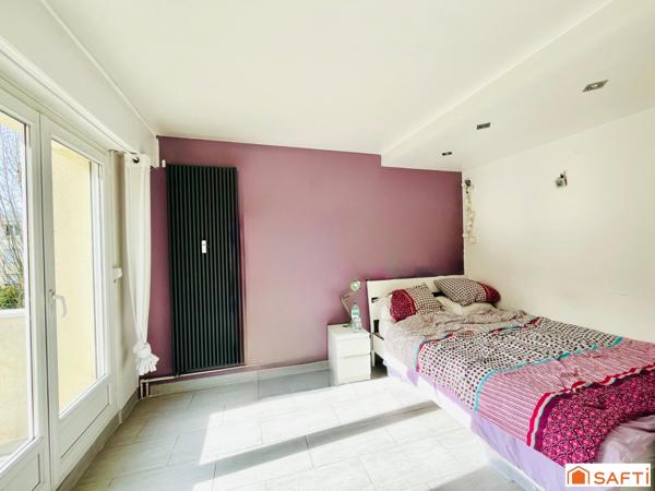 2 pièces lumineux de 38 m2 repensé en grand studio