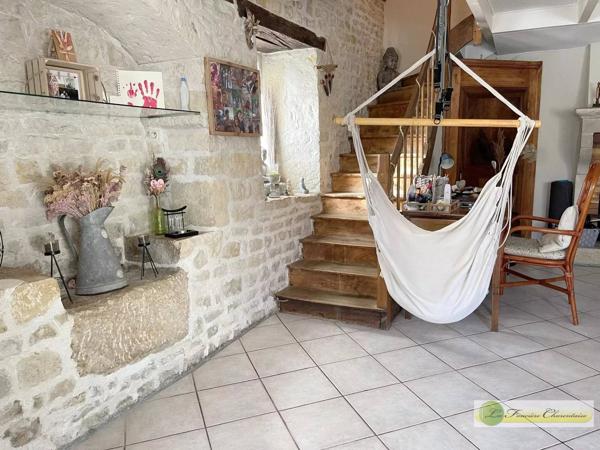 Maison de village Aigre