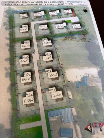 Terrain à Batir à vendre à Saint-Thois dans le Finistère (29520), ref : TEBA/1012   
Bourg