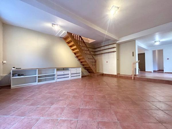 Marcoussis (91460) MARCOUSSIS CENTRE - MAISON DE VILLE - F5 - 98 M2 AU SOL - COUR EXTERIEURE AGREABLE