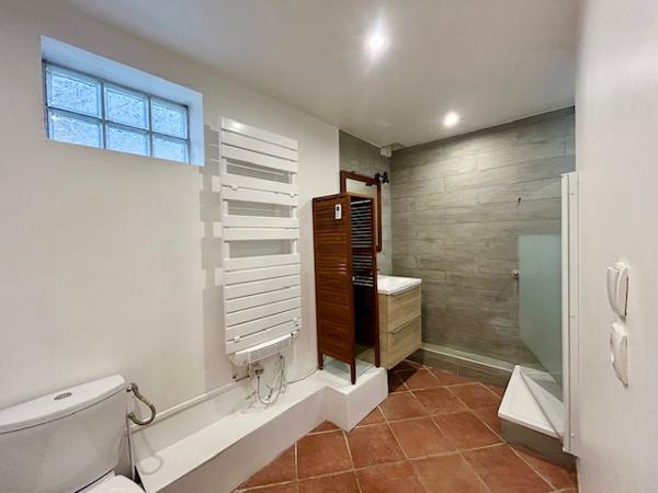 Marcoussis (91460) MARCOUSSIS CENTRE - MAISON DE VILLE - F5 - 98 M2 AU SOL - COUR EXTERIEURE AGREABLE