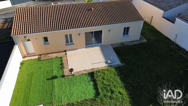 Maison à vendre 4 pièces 92 m² Neuville-de-Poitou