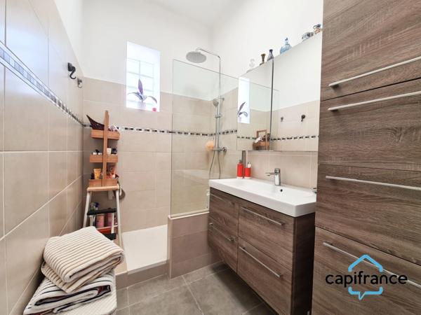 MAISON DE VILLE PLEIN COEUR DE LA VALBARELLE 13011 MARSEILLE