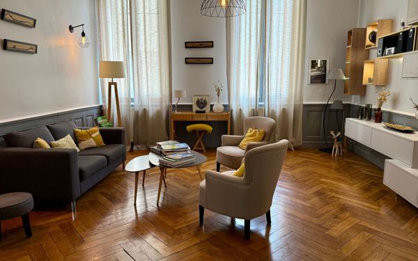 Appartement à vendre    4 pièces •  Aix-les-Bains