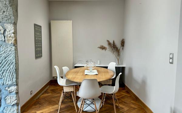 Appartement à vendre    4 pièces •  Aix-les-Bains